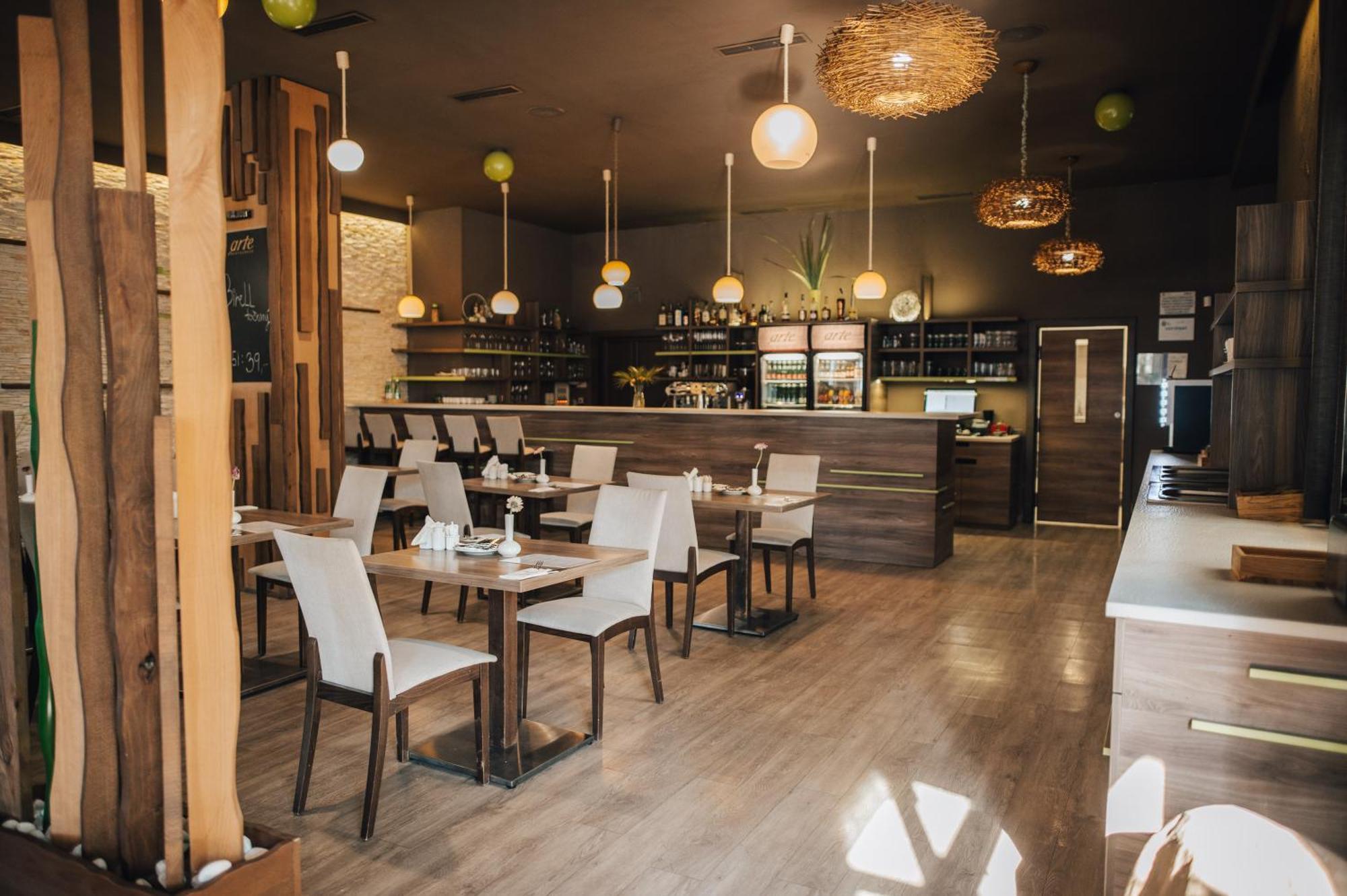 Hotel Elegance Šumperk المظهر الخارجي الصورة