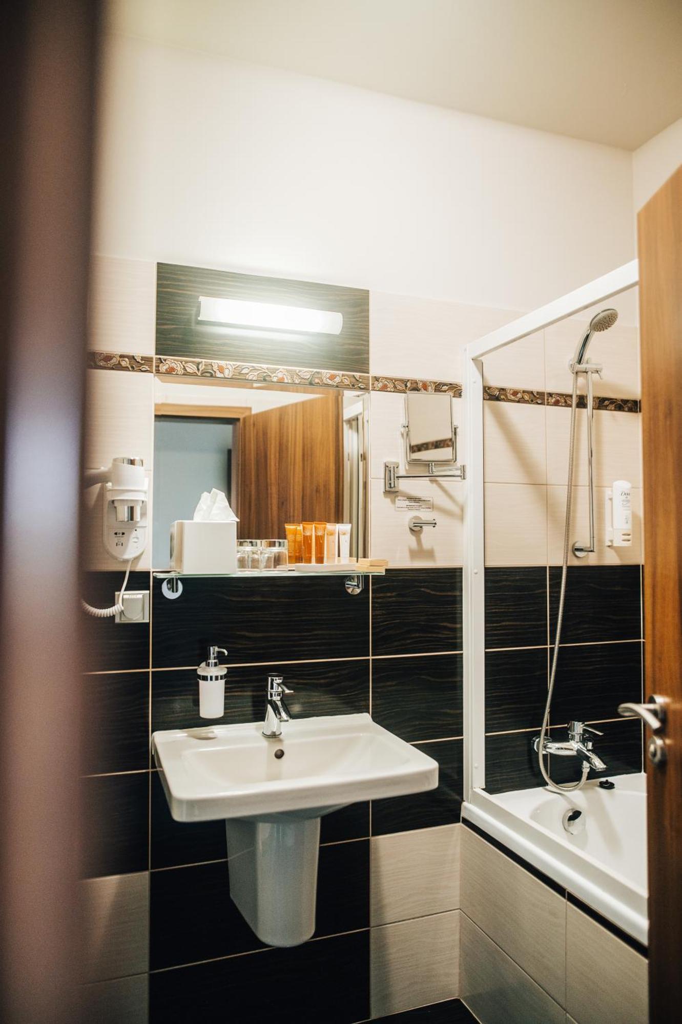 Hotel Elegance Šumperk المظهر الخارجي الصورة